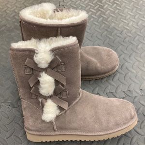 Koolaburra by UGG size 10